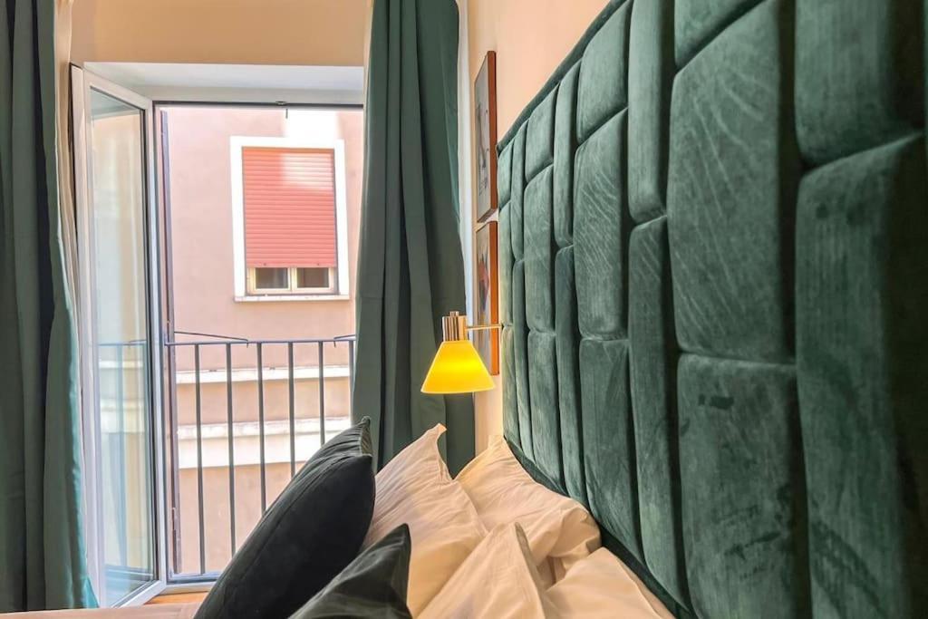 Studio Flat - Piazza San Cosimato By Yourhost روما المظهر الخارجي الصورة